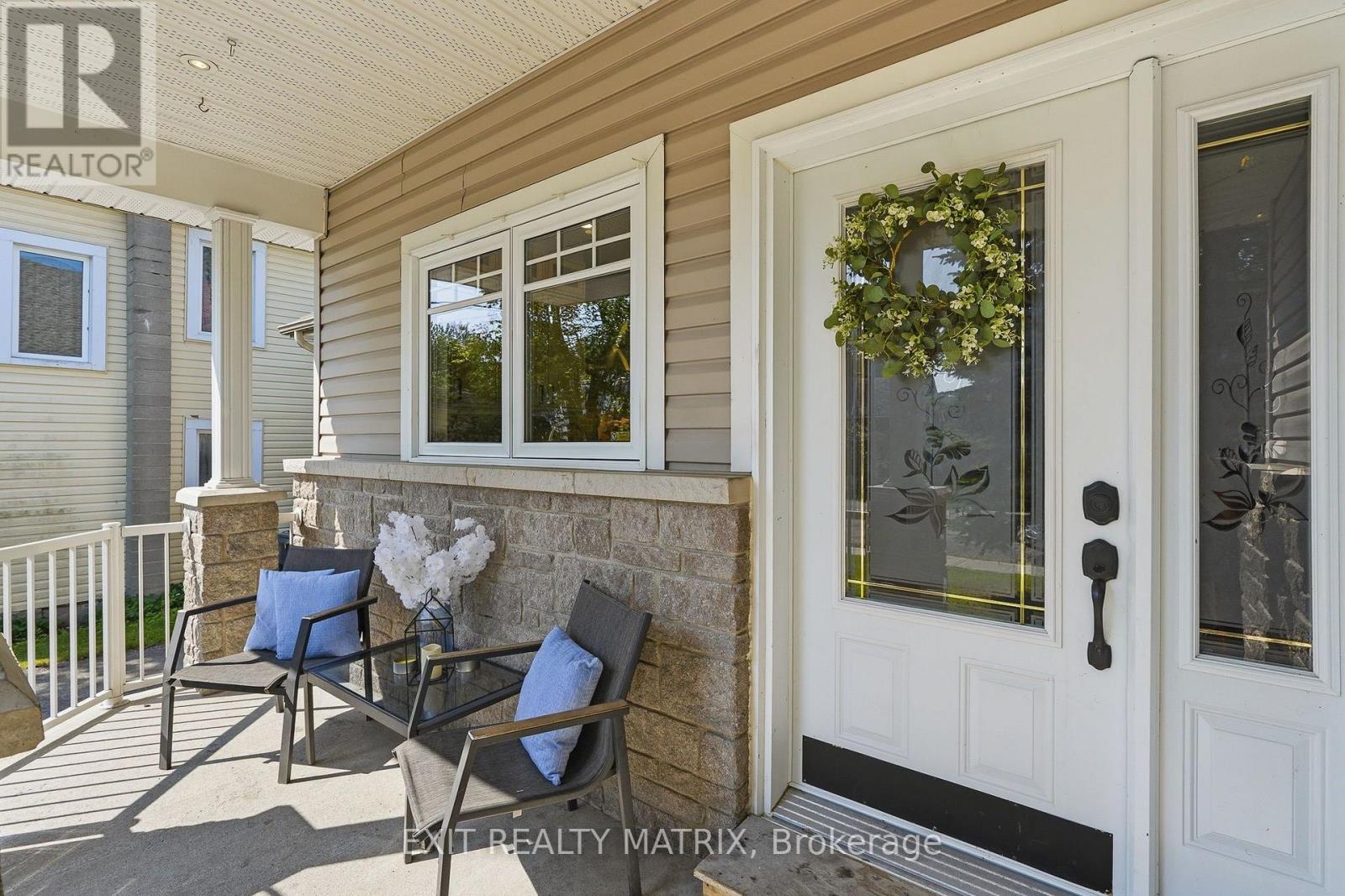 59 First Avenue, Russell, Ontario  K4R 1C9 - Photo 2 - X13592488