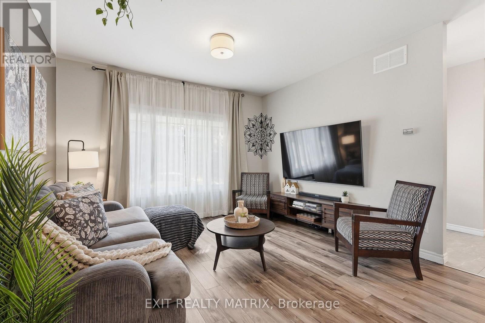 59 First Avenue, Russell, Ontario  K4R 1C9 - Photo 6 - X13592488