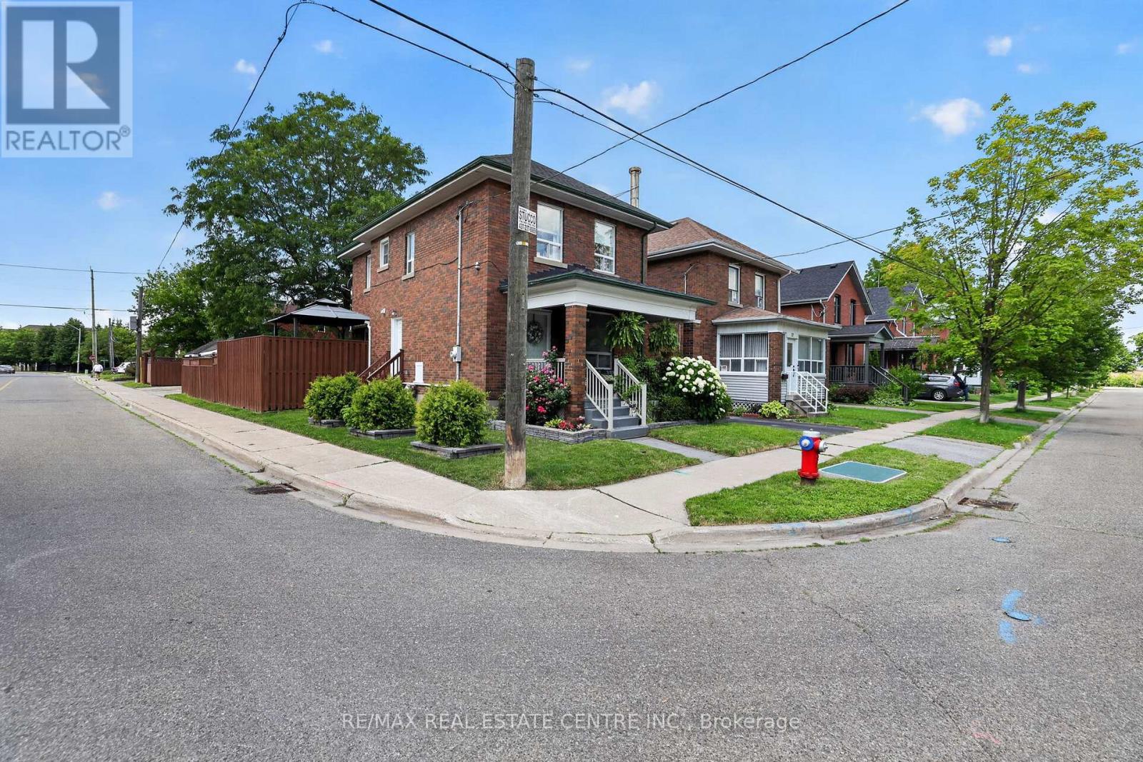 75 West Street W, Brampton, Ontario  L6X 1W1 - Photo 2 - W13592386