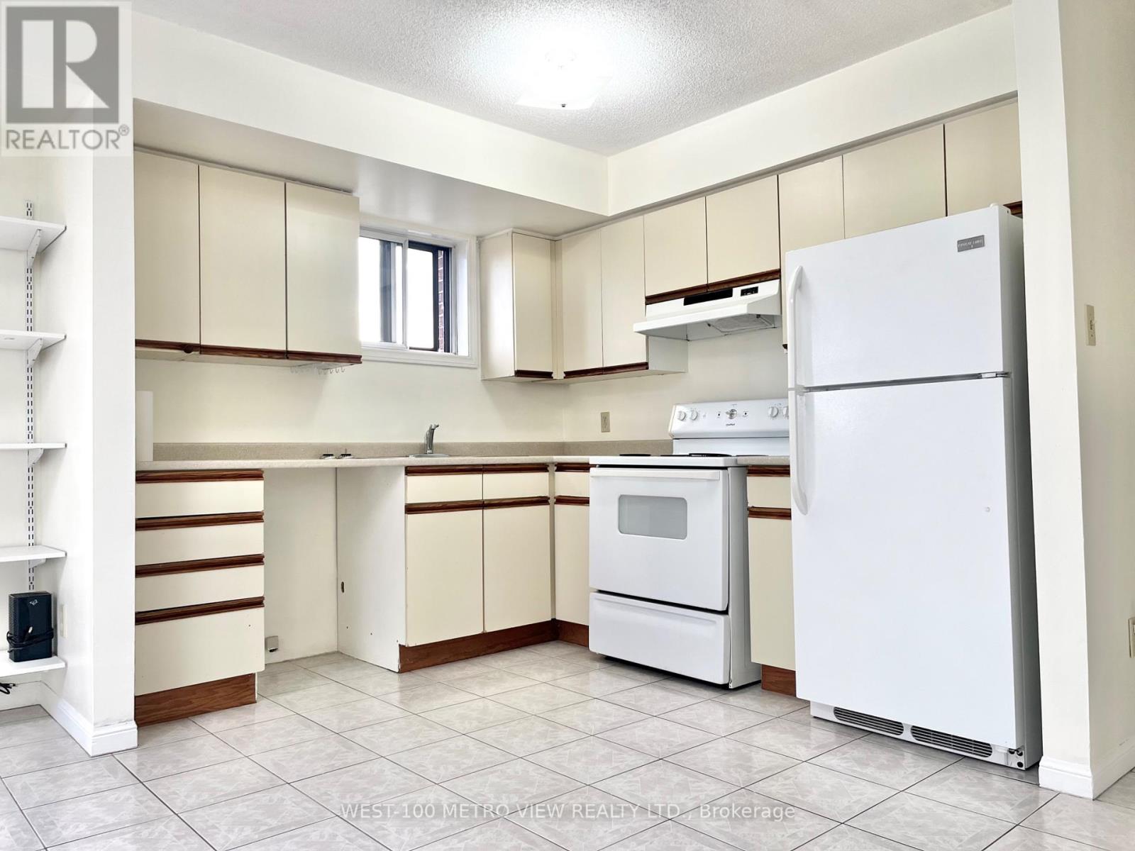 3a - 1686 St Clair Avenue W, Toronto, Ontario  M6G 1C6 - Photo 5 - W13592462
