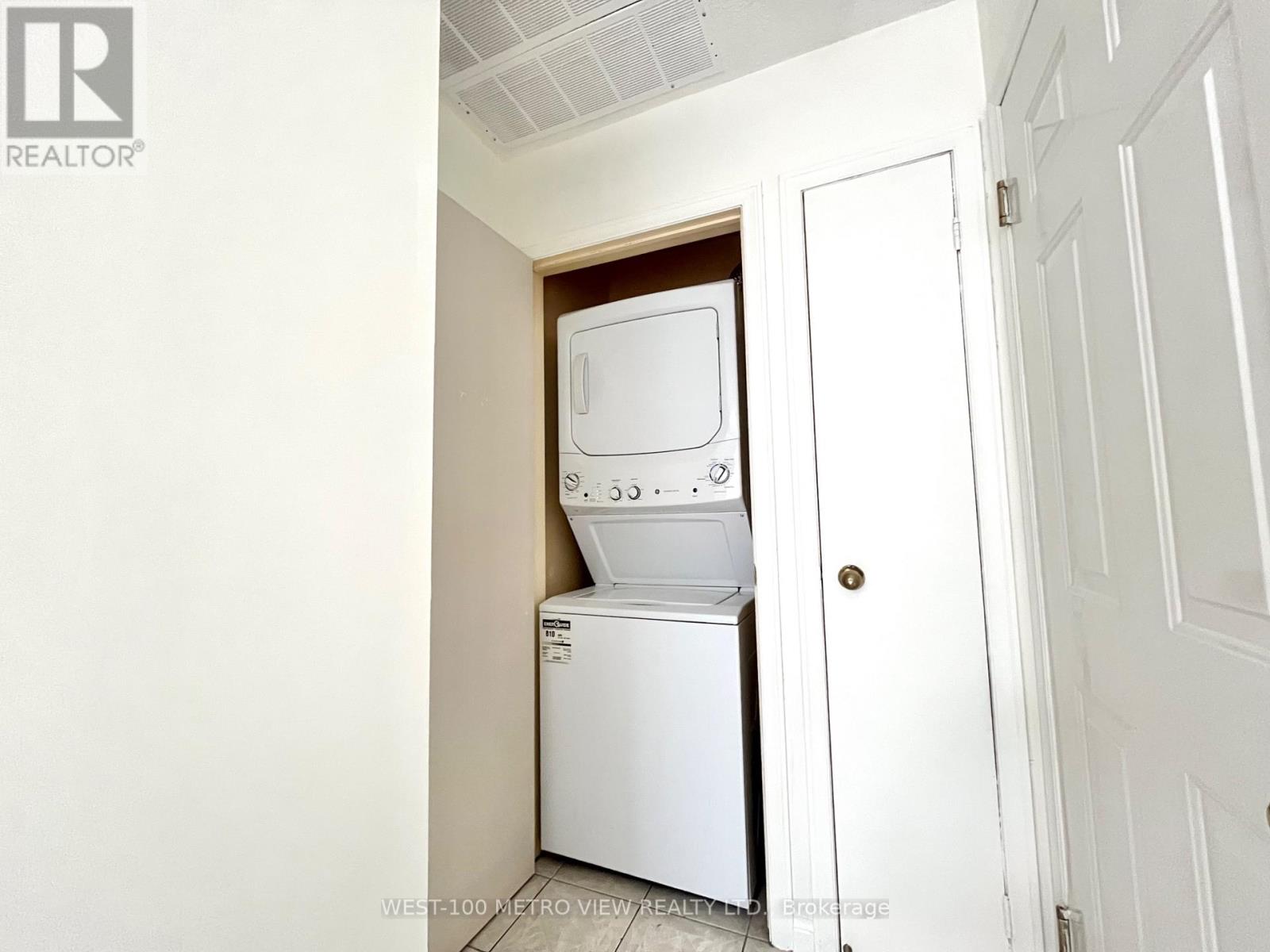 3a - 1686 St Clair Avenue W, Toronto, Ontario  M6G 1C6 - Photo 9 - W13592462