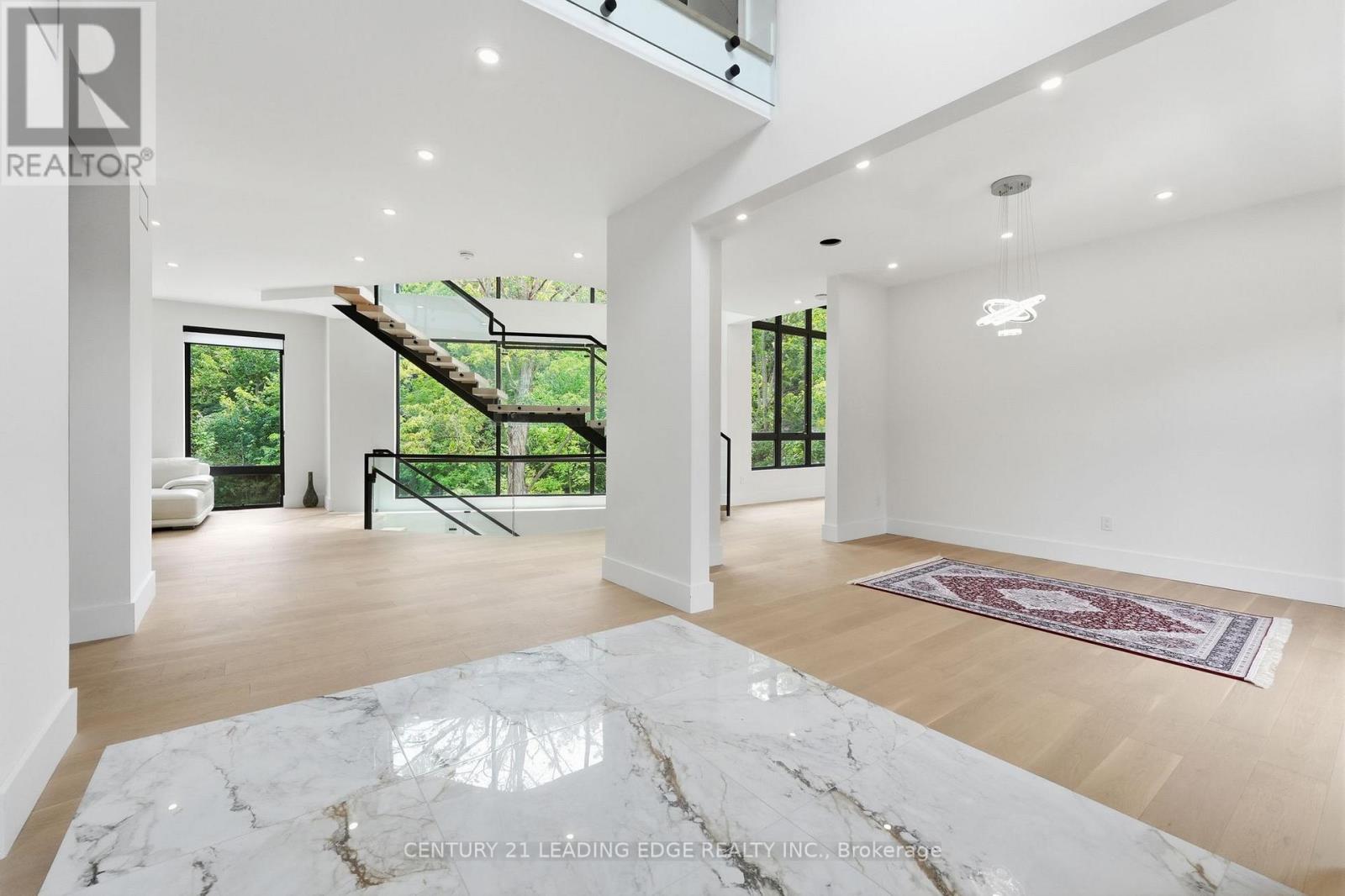 1362 Devon Road, Oakville, Ontario  L6J 2M1 - Photo 3 - W13592480