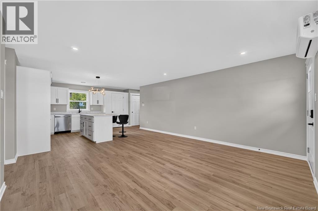 24 Fawcett Avenue, Petitcodiac, New Brunswick  E4Z 4H4 - Photo 4 - NB143865