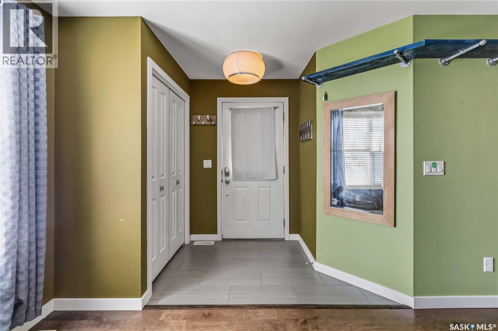 121 2315 Mcclocklin Road, Saskatoon, Saskatchewan  S7R 0K8 - Photo 4 - SK043194