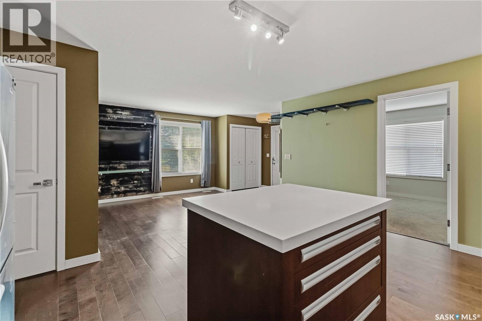 121 2315 Mcclocklin Road, Saskatoon, Saskatchewan  S7R 0K8 - Photo 8 - SK043194