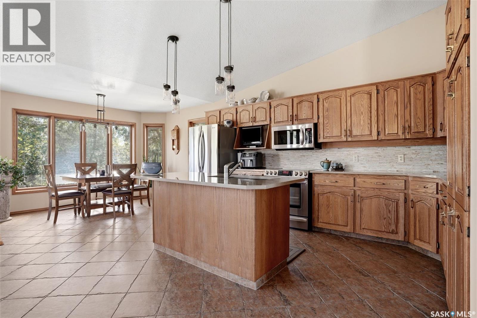 33 Federal Drive, White City, Saskatchewan  S4L 5B1 - Photo 14 - SK043156