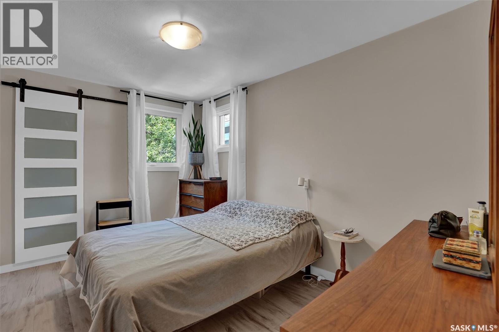 2604 Robinson Street, Regina, Saskatchewan  S4T 2R4 - Photo 13 - SK043140