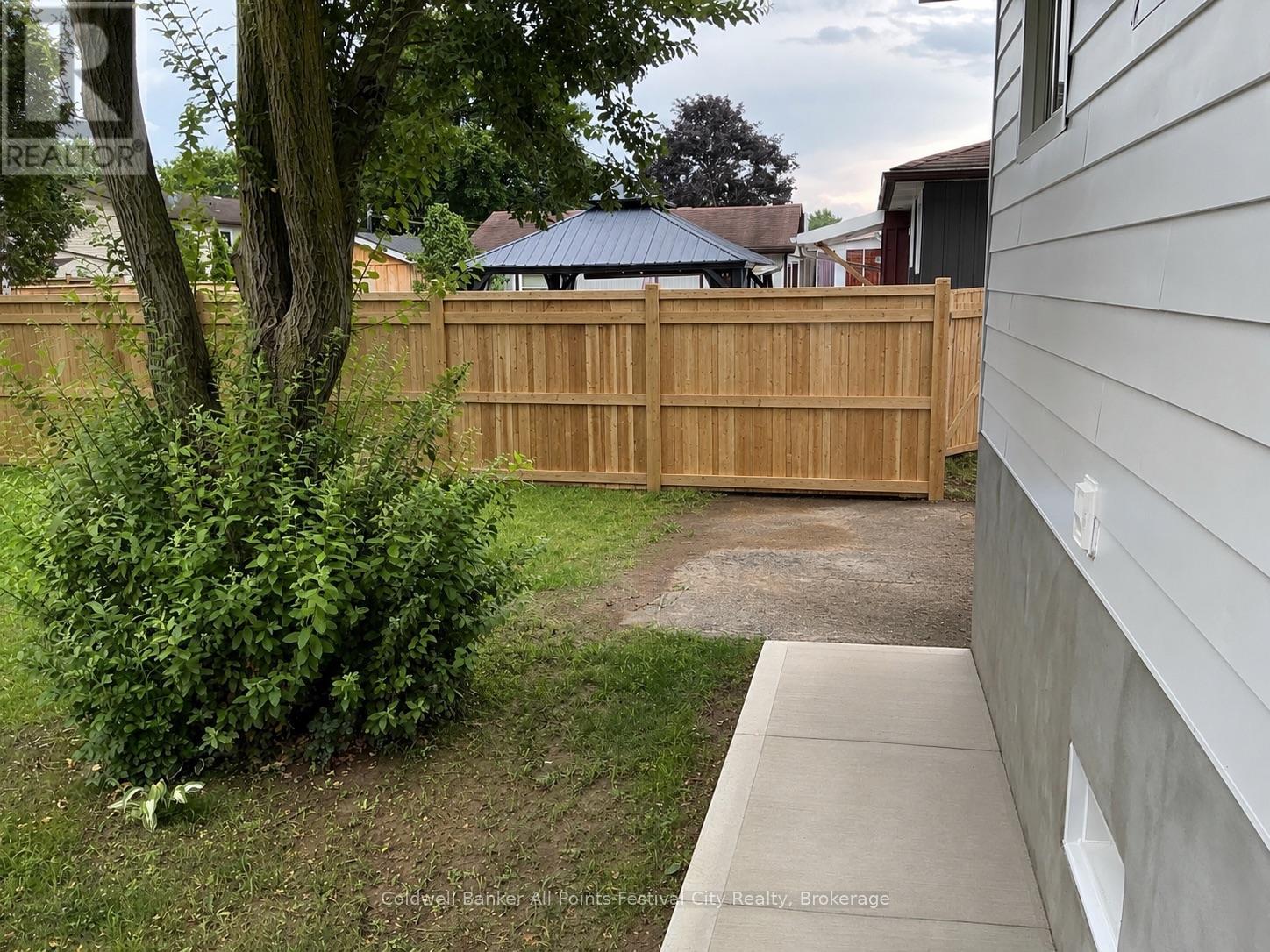 237 Wellington Street, West Perth, Ontario  N0K 1N0 - Photo 17 - X13592538