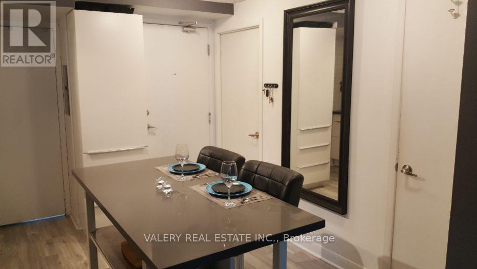 811 - 600 Fleet Street, Toronto, Ontario  M5V 1B7 - Photo 4 - C13549890
