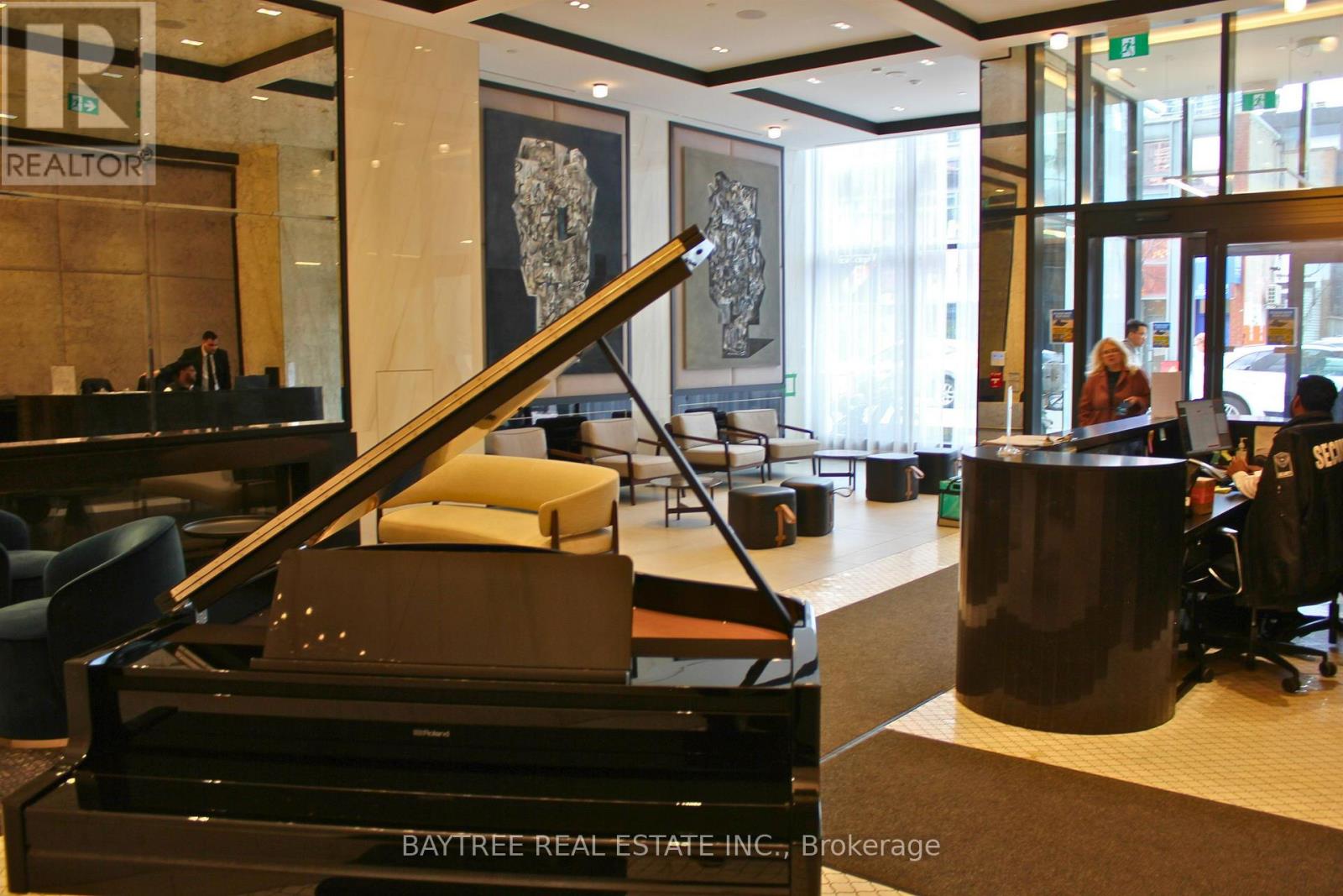 1502 - 8 Wellesley Street W, Toronto, Ontario  M4Y 1E7 - Photo 3 - C13592582