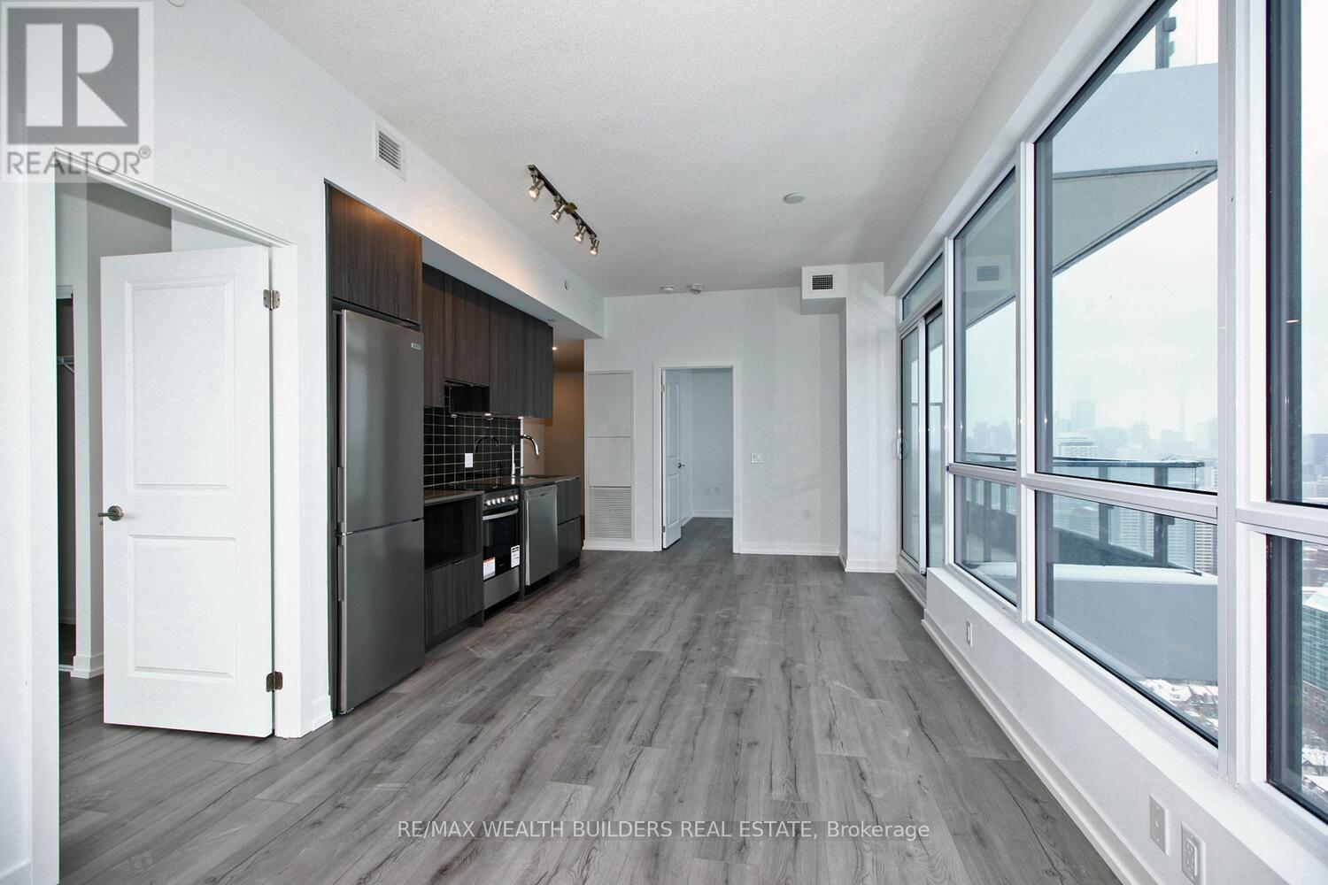 3504 - 395 Bloor Street E, Toronto, Ontario  M4W 0B4 - Photo 3 - C13592732