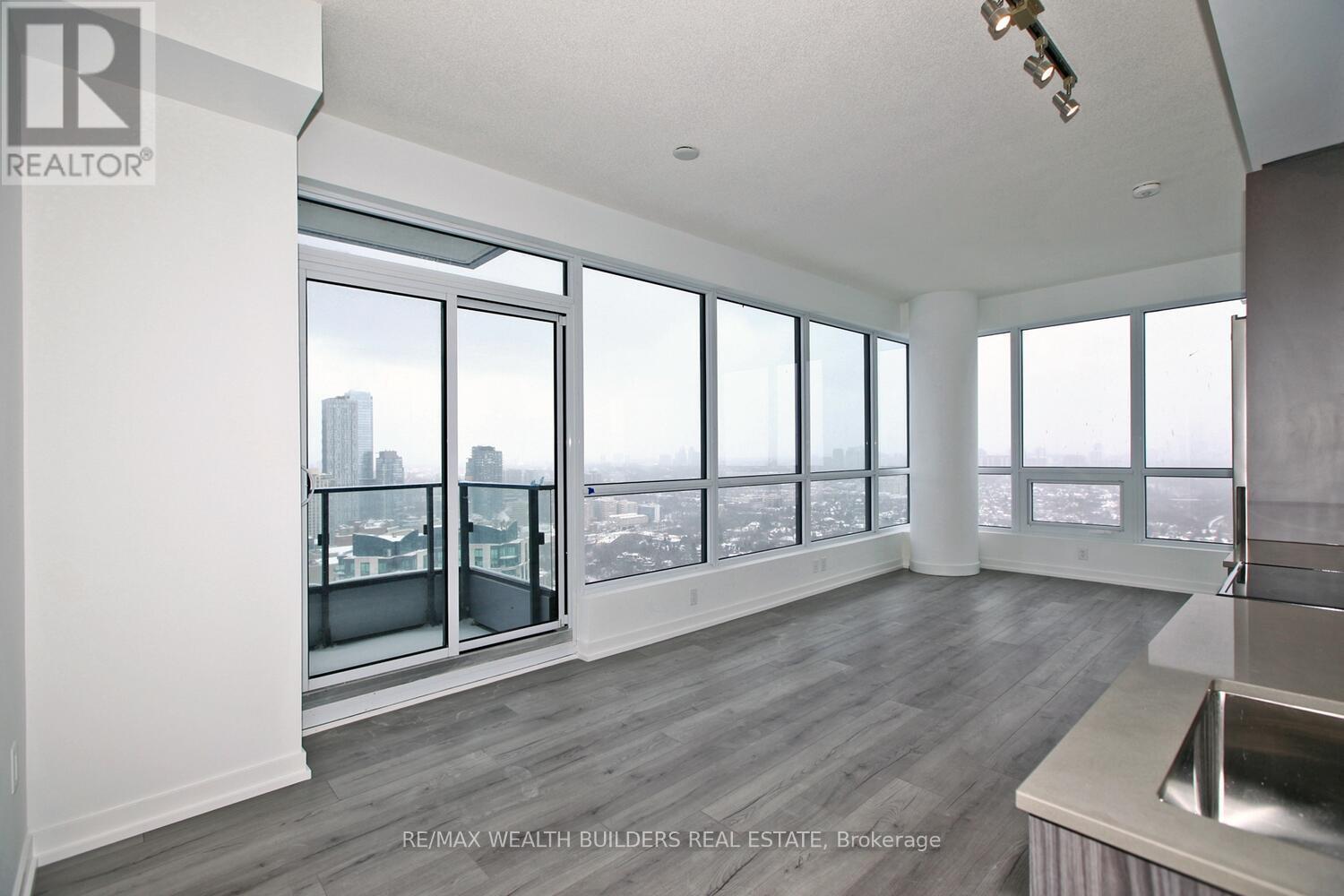 3504 - 395 Bloor Street E, Toronto, Ontario  M4W 0B4 - Photo 4 - C13592732