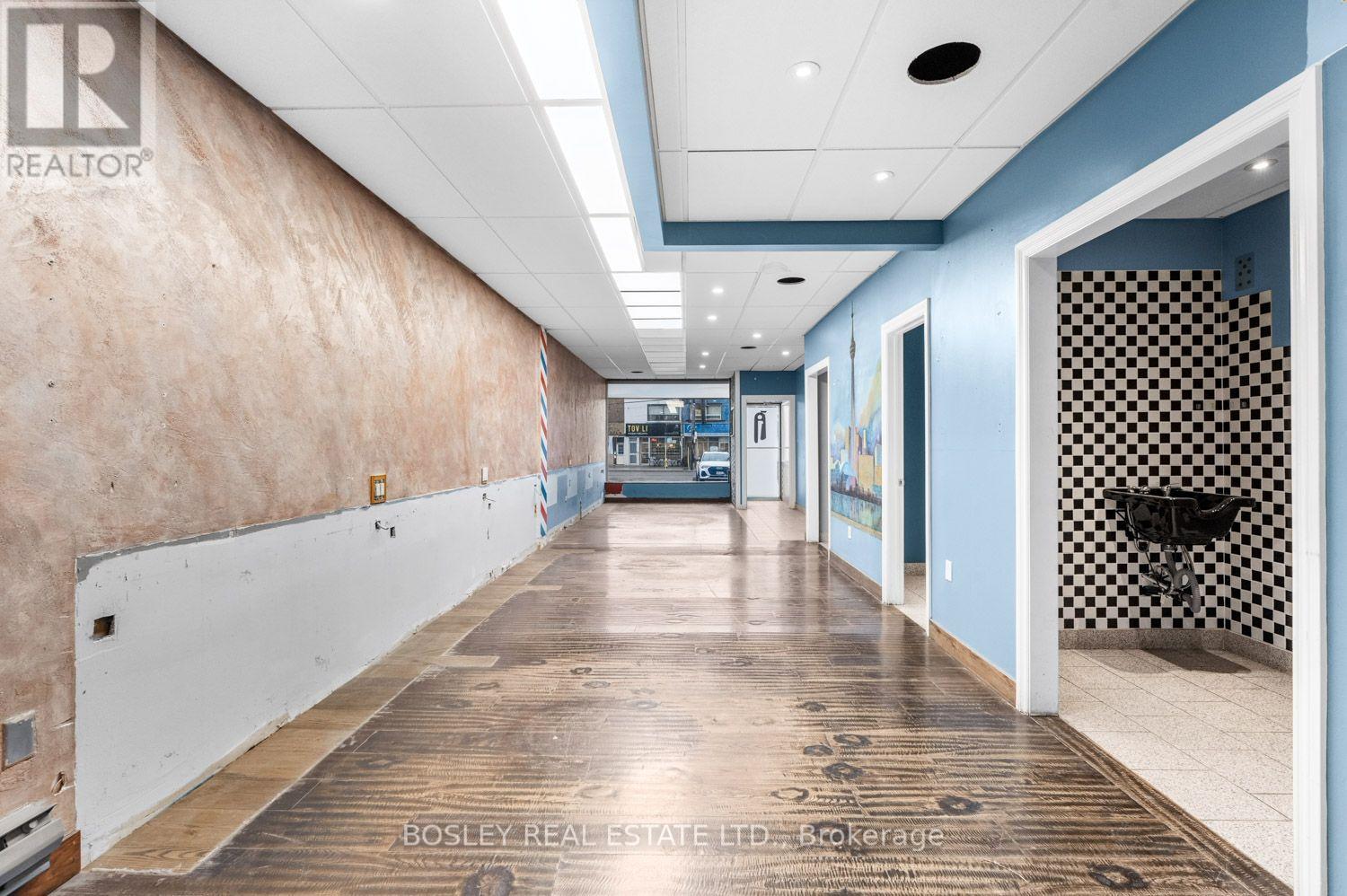 3524 Bathurst Street, Toronto, Ontario  M6A 2C6 - Photo 12 - C13592760