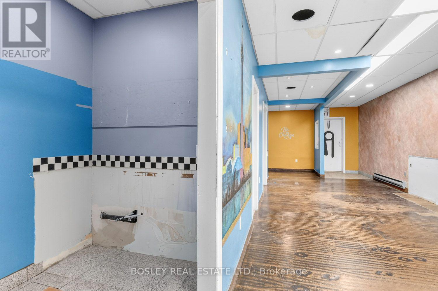 3524 Bathurst Street, Toronto, Ontario  M6A 2C6 - Photo 18 - C13592760