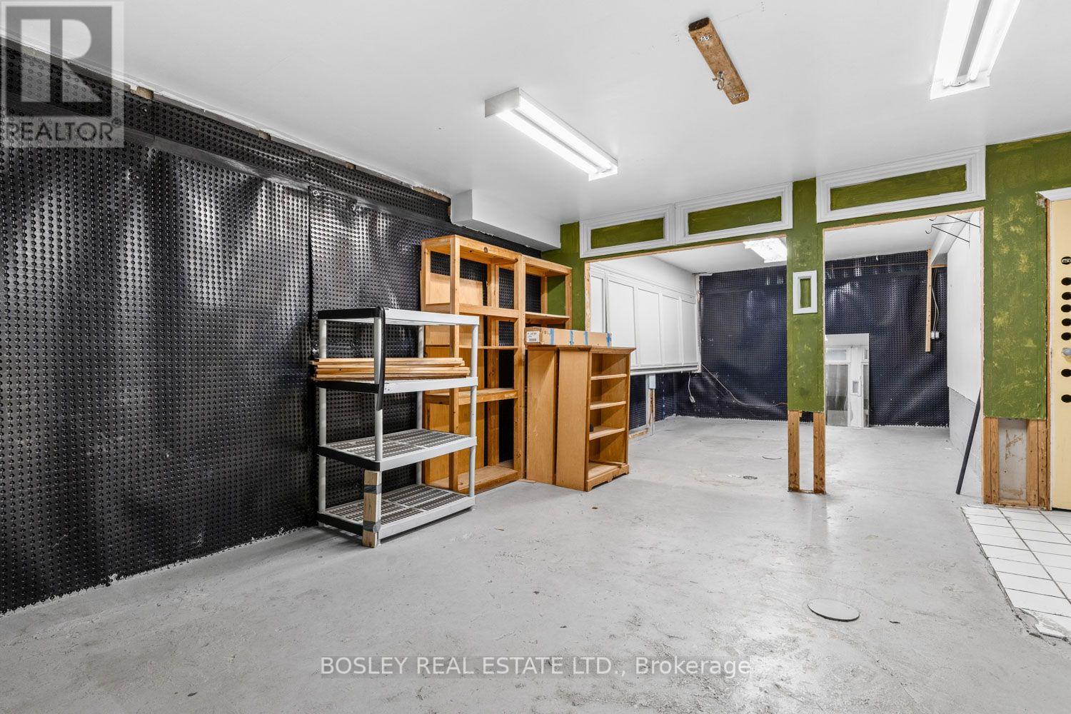 3524 Bathurst Street, Toronto, Ontario  M6A 2C6 - Photo 27 - C13592760