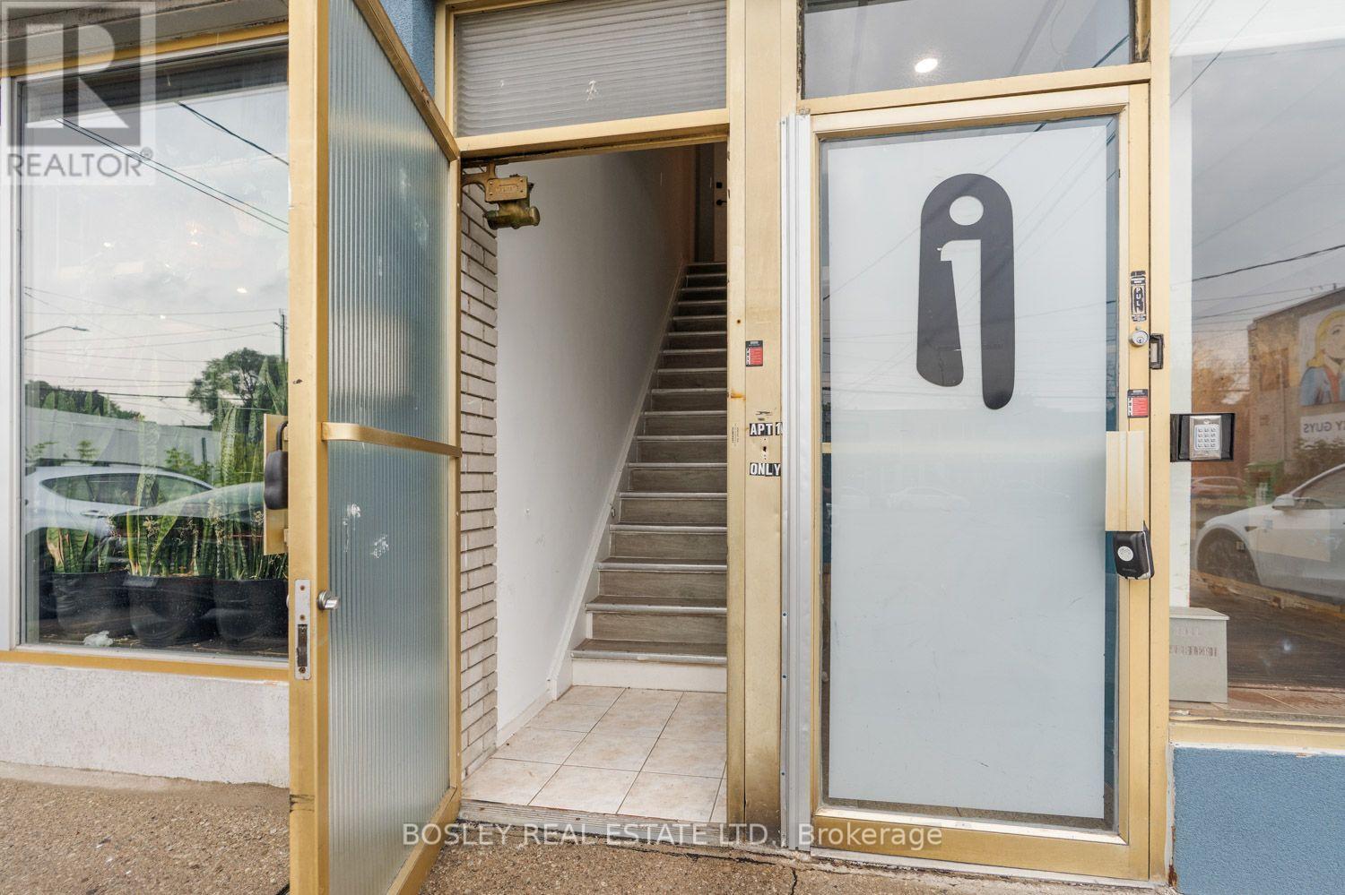 3524 Bathurst Street, Toronto, Ontario  M6A 2C6 - Photo 29 - C13592760