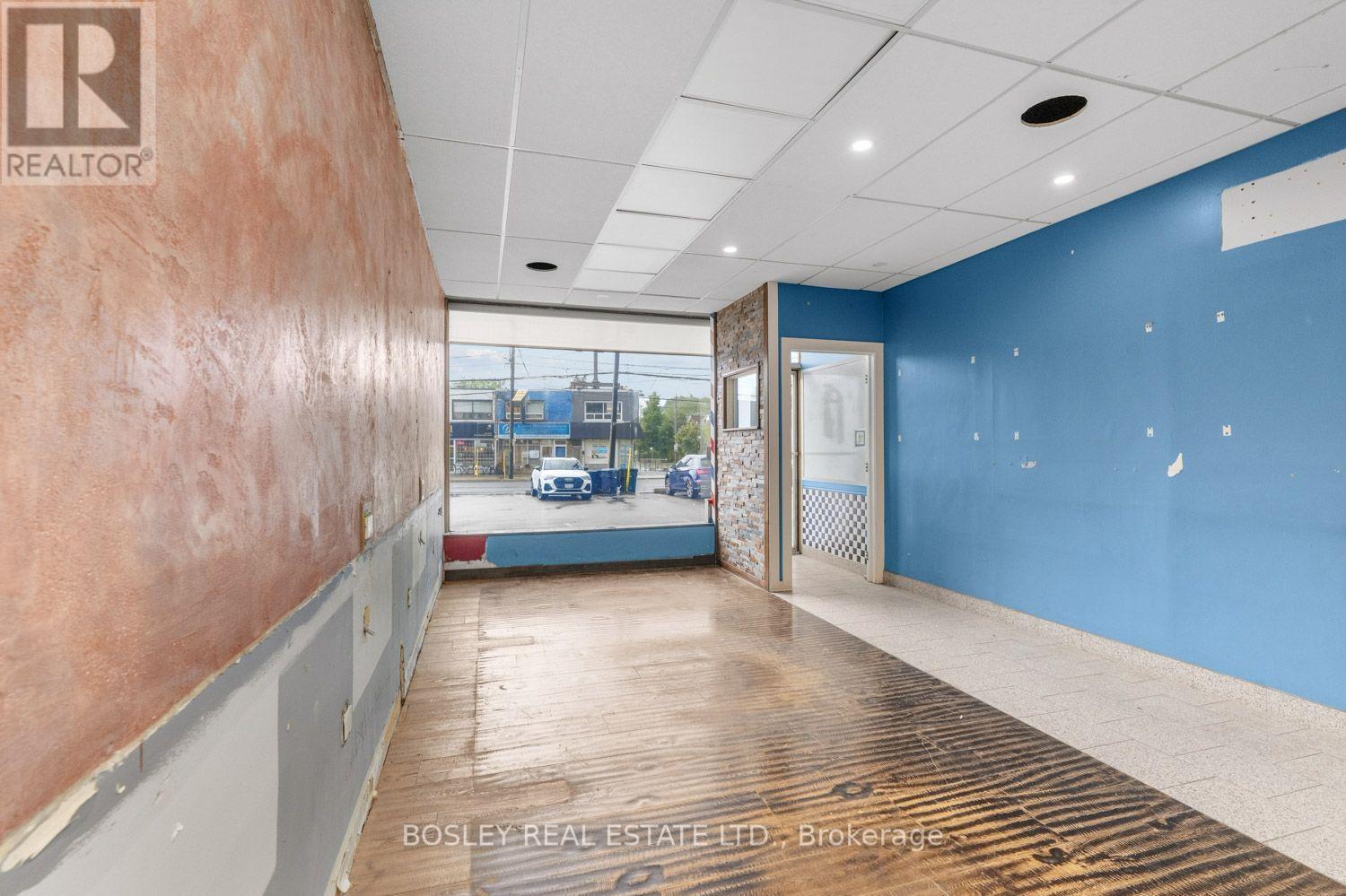 3524 Bathurst Street, Toronto, Ontario  M6A 2C6 - Photo 4 - C13592760