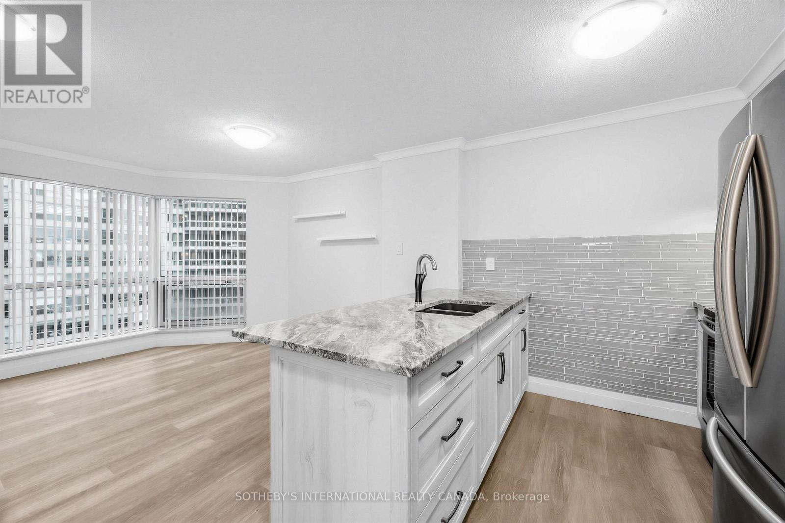 702 - 10 QUEENS QUAY W, Toronto, Ontario