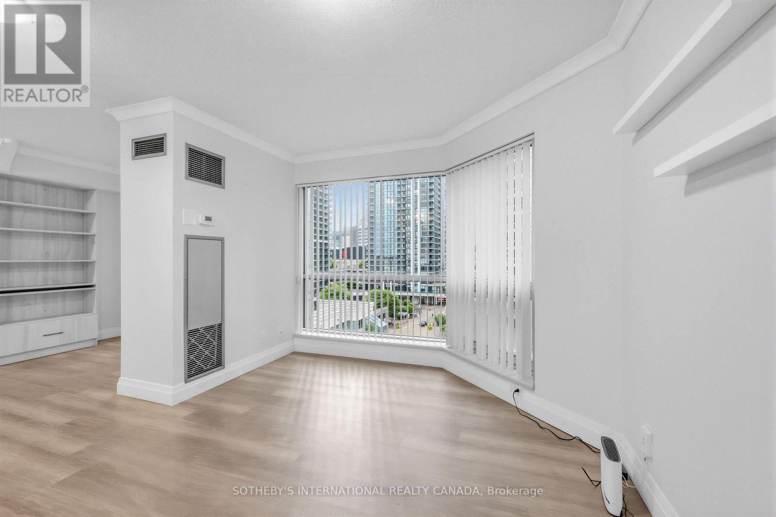 702 - 10 Queens Quay W, Toronto, Ontario  M5J 2R9 - Photo 14 - C13592804