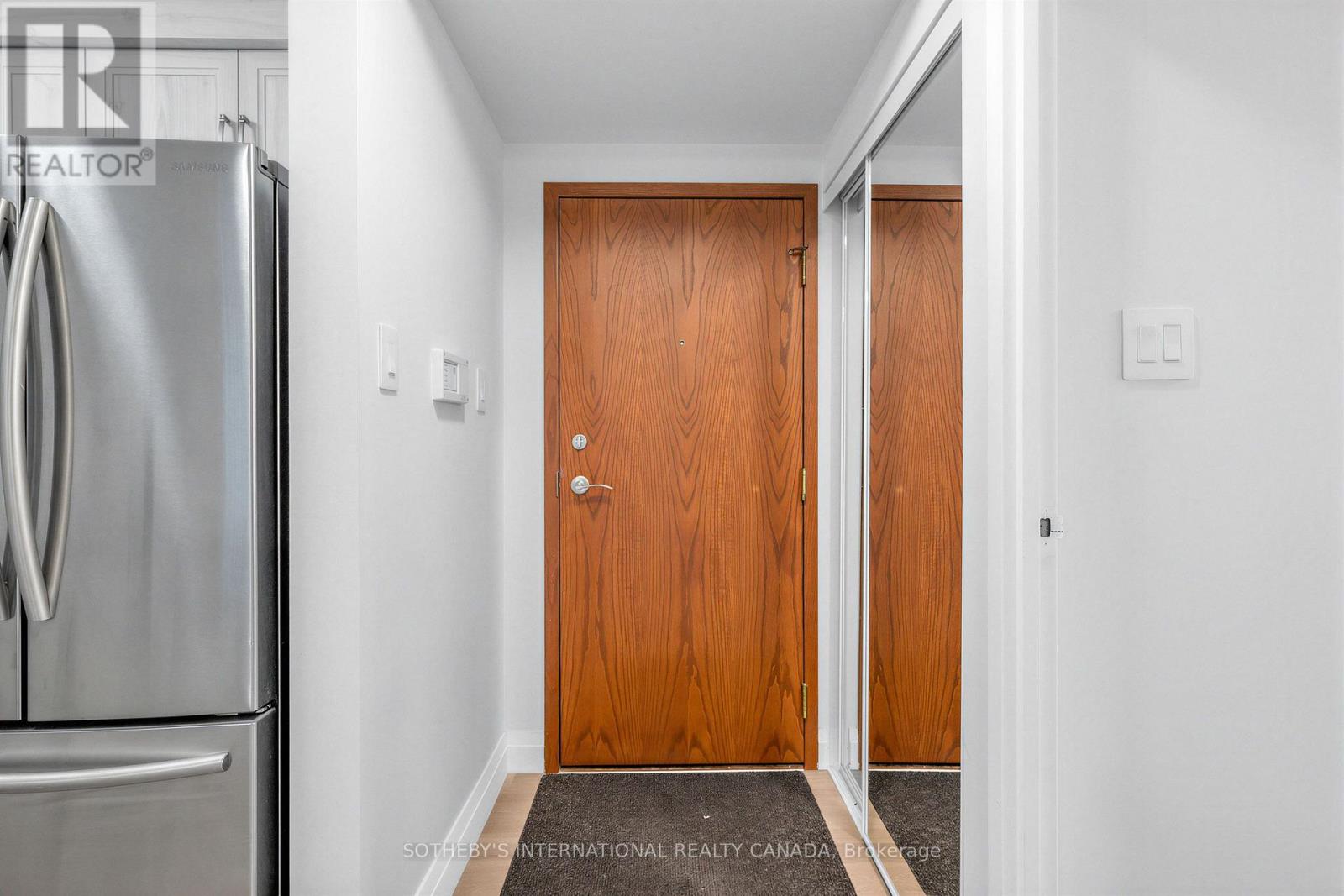 702 - 10 Queens Quay W, Toronto, Ontario  M5J 2R9 - Photo 2 - C13592804