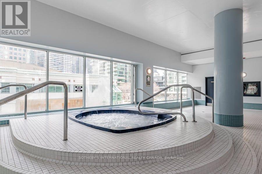 702 - 10 Queens Quay W, Toronto, Ontario  M5J 2R9 - Photo 30 - C13592804