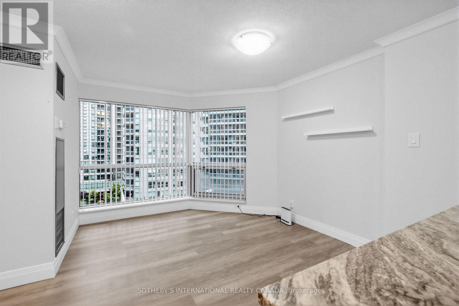 702 - 10 Queens Quay W, Toronto, Ontario  M5J 2R9 - Photo 6 - C13592804