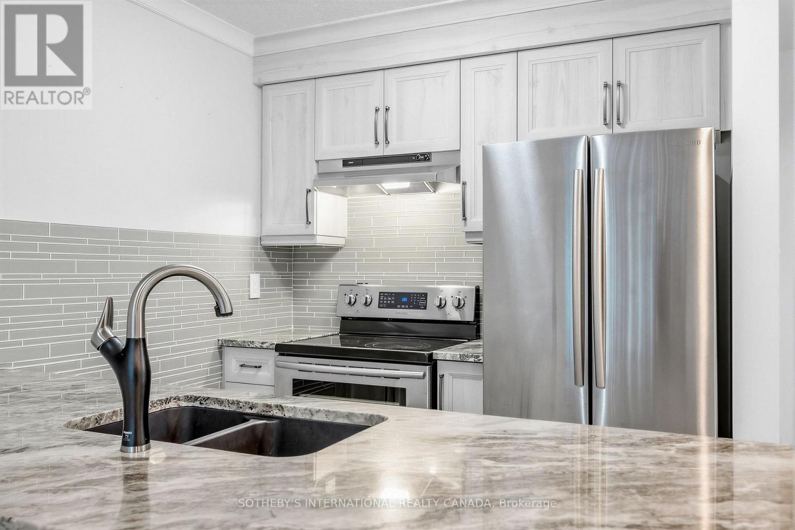 702 - 10 Queens Quay W, Toronto, Ontario  M5J 2R9 - Photo 8 - C13592804