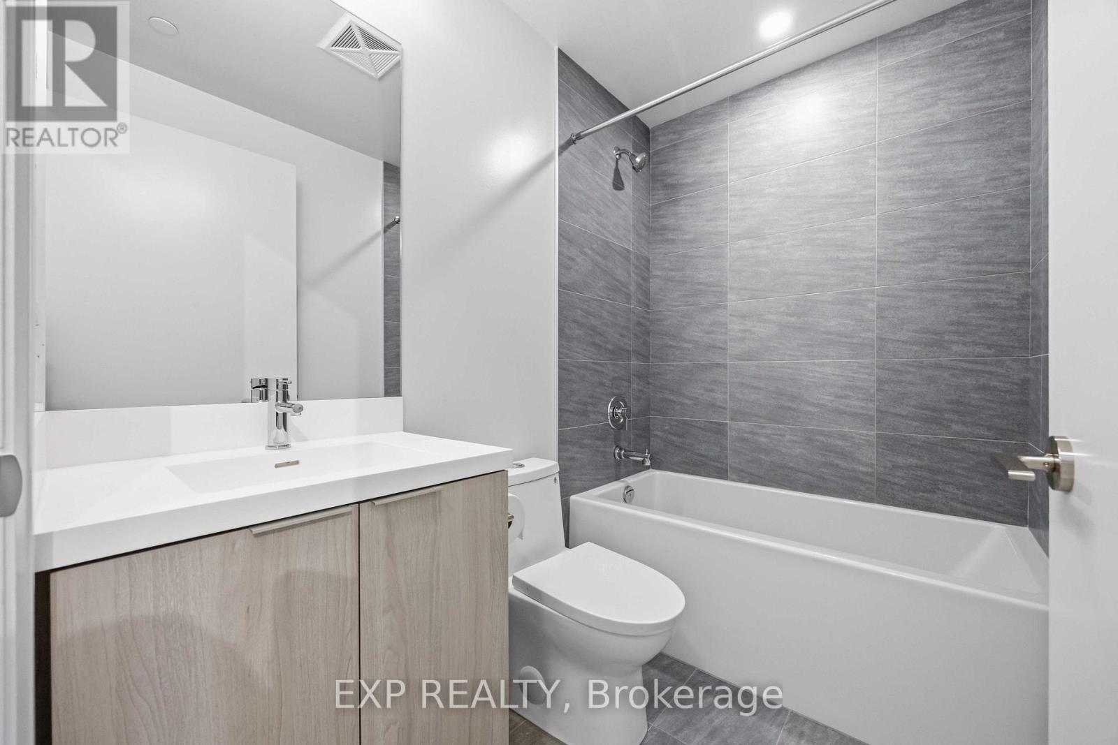 1601 - 400 King Street W, Toronto, Ontario  M5V 0X8 - Photo 16 - C13592882
