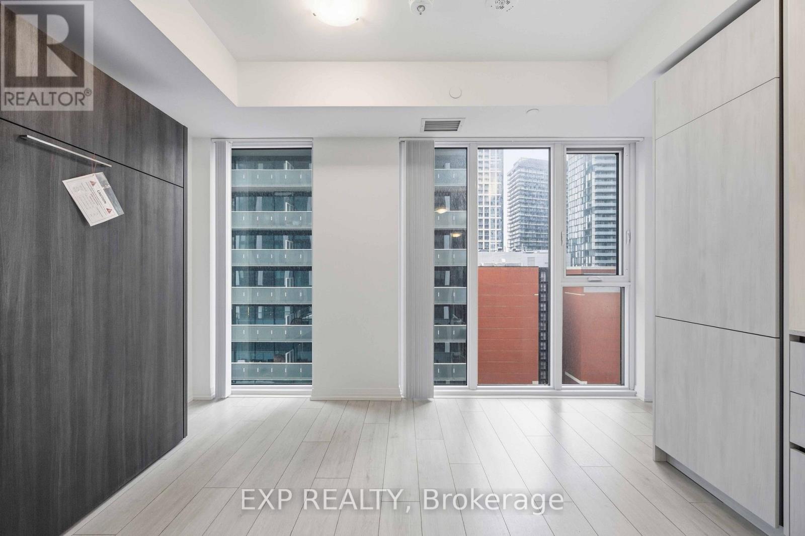 1601 - 400 King Street W, Toronto, Ontario  M5V 0X8 - Photo 8 - C13592882