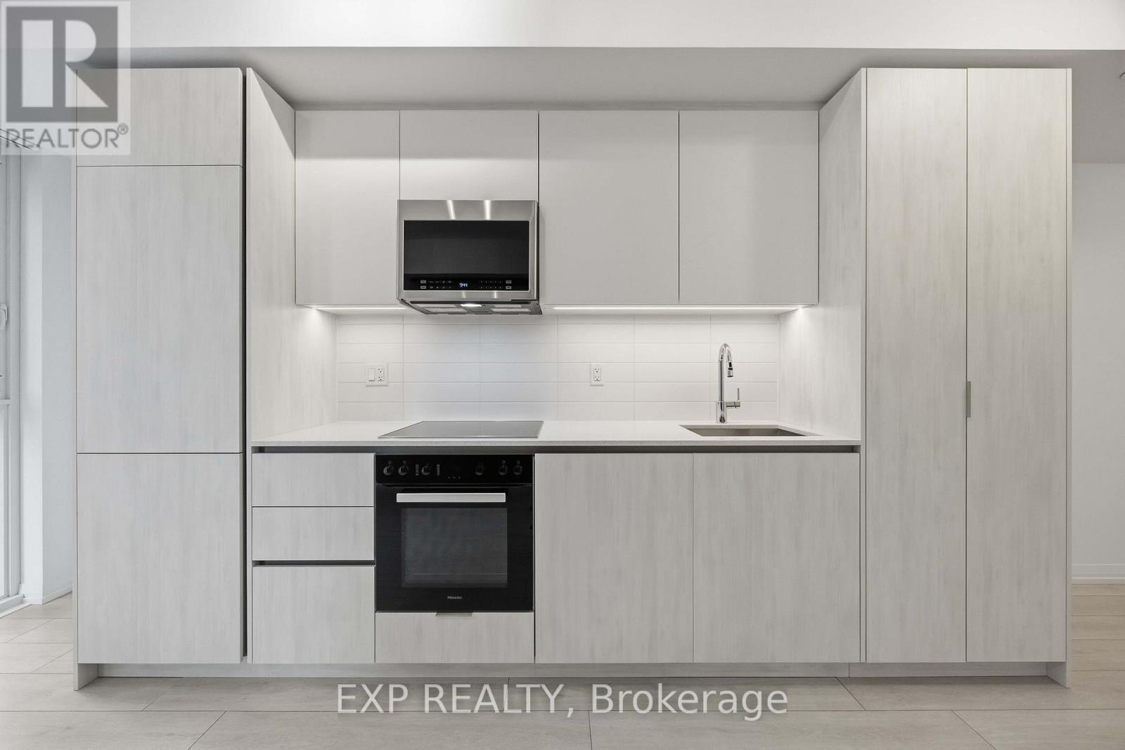 1601 - 400 King Street W, Toronto, Ontario  M5V 0X8 - Photo 9 - C13592882