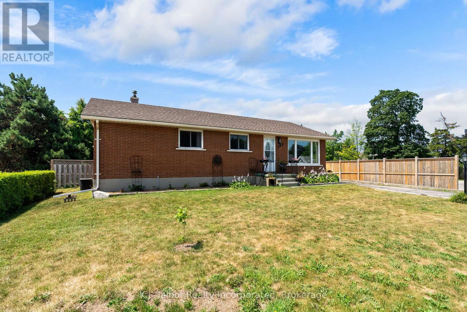 382 Huron Road, Goderich, Ontario  N7A 3A5 - Photo 4 - X13592726