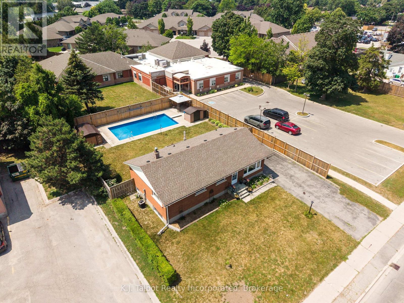 382 Huron Road, Goderich, Ontario  N7A 3A5 - Photo 7 - X13592726