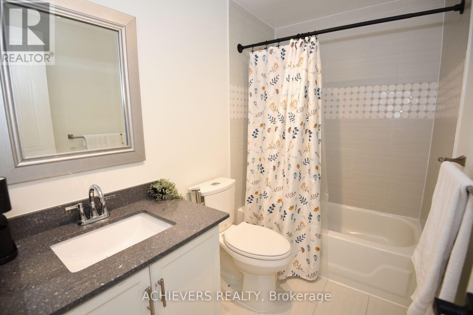 19 Mccullock Crescent, Ajax, Ontario  L1T 3X1 - Photo 33 - E13592876