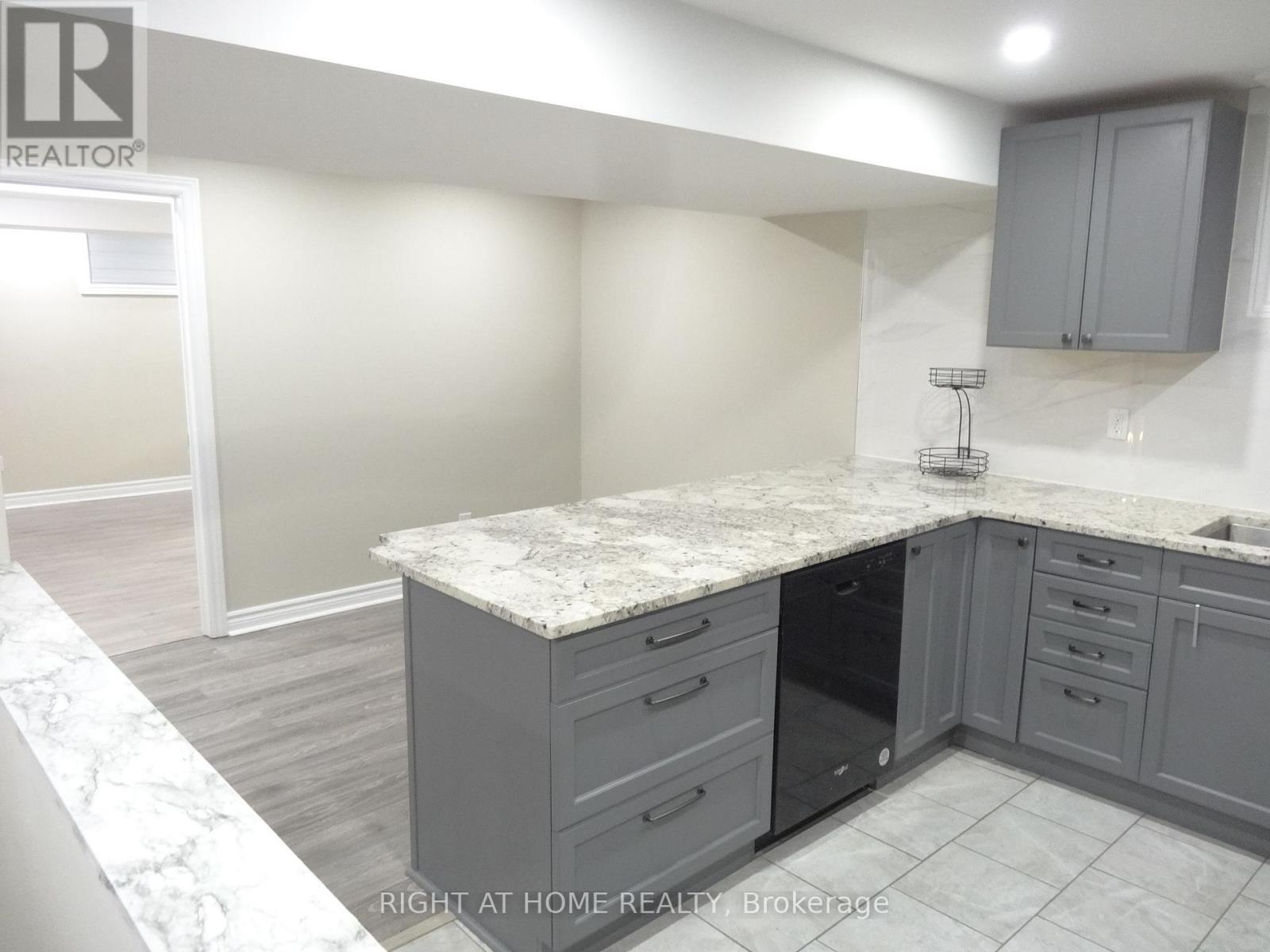 Lower Level - 39 Devondale Street, Clarington, Ontario  L1E 1S3 - Photo 11 - E13592914