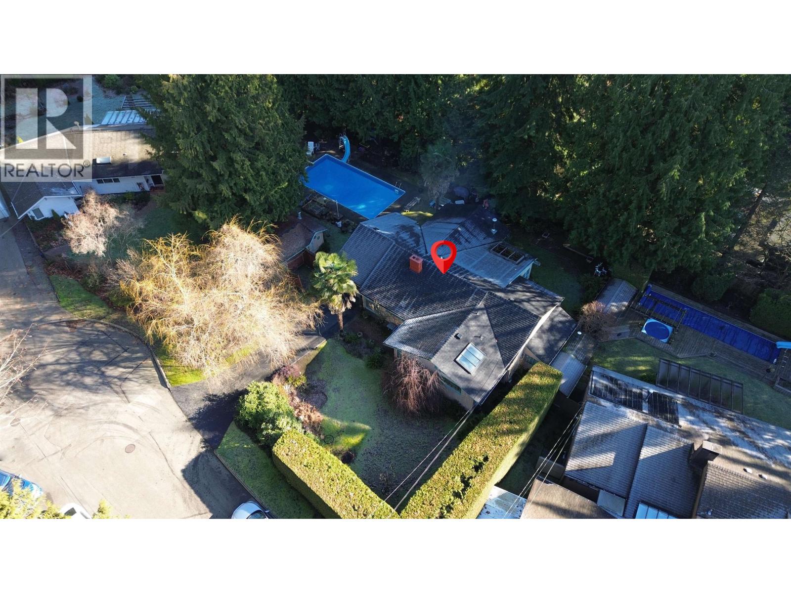 1670 Ayleslynn Drive, North Vancouver, British Columbia  V7J 2T3 - Photo 32 - R3083636