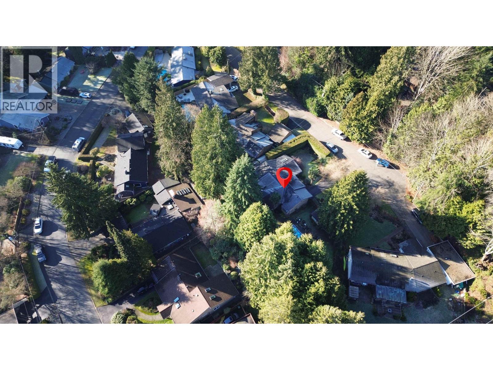 1670 Ayleslynn Drive, North Vancouver, British Columbia  V7J 2T3 - Photo 33 - R3083636