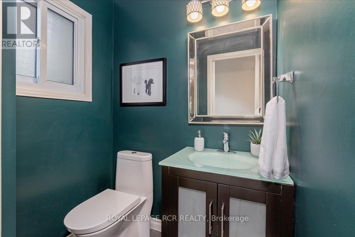 988 Krista Court, Newmarket, Ontario  L4Y 7E9 - Photo 16 - N13592692