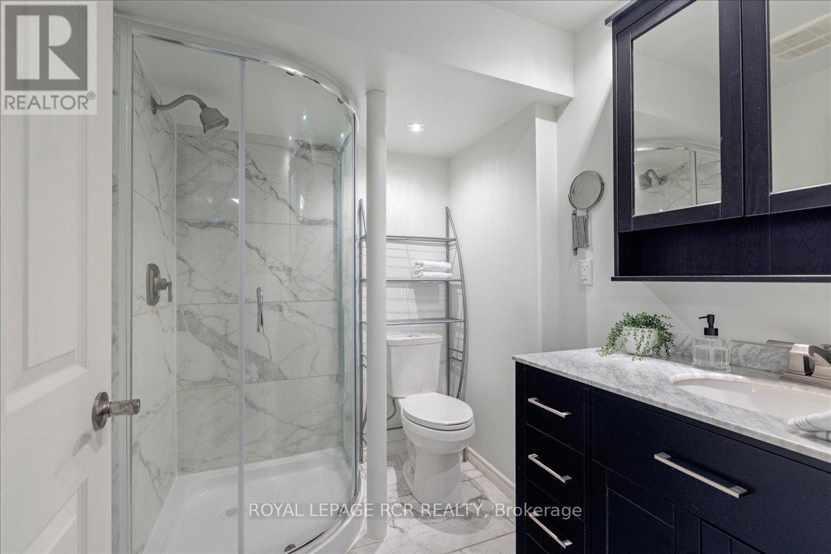 988 Krista Court, Newmarket, Ontario  L4Y 7E9 - Photo 24 - N13592692
