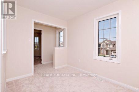 301 Chuchmach Close, Milton, Ontario  L9T 8B3 - Photo 7 - W13592820