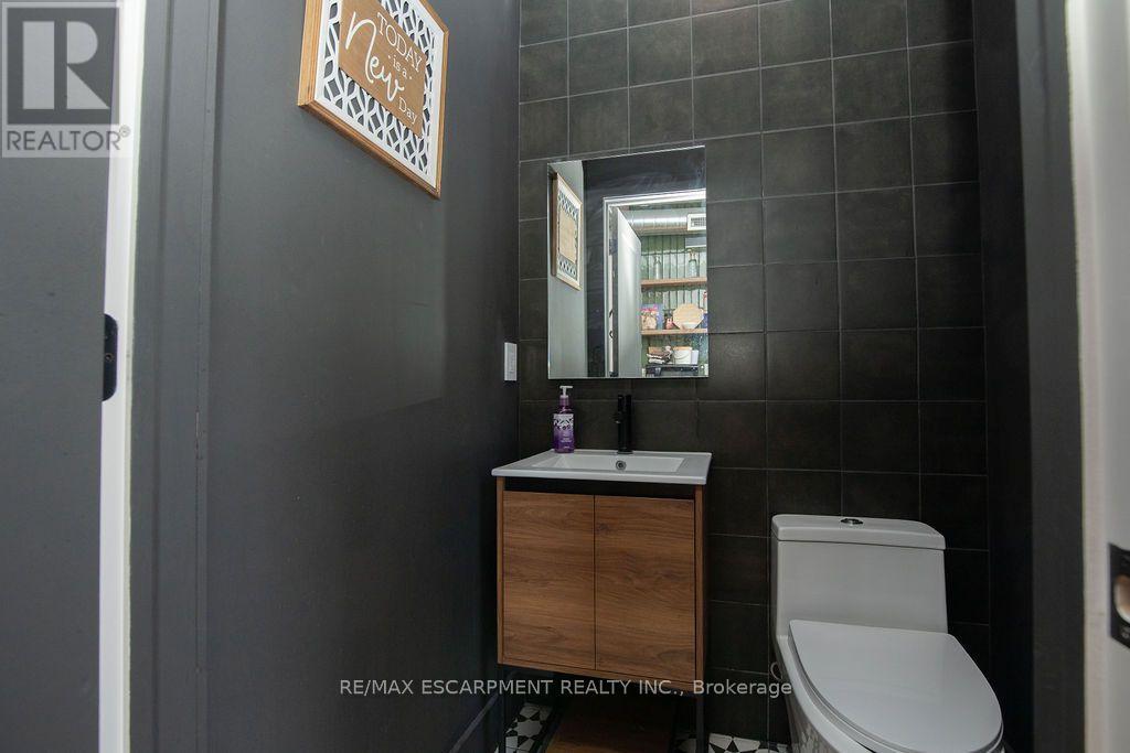 21 Rebecca Street, Hamilton, Ontario  L8R 1B3 - Photo 18 - X13592600