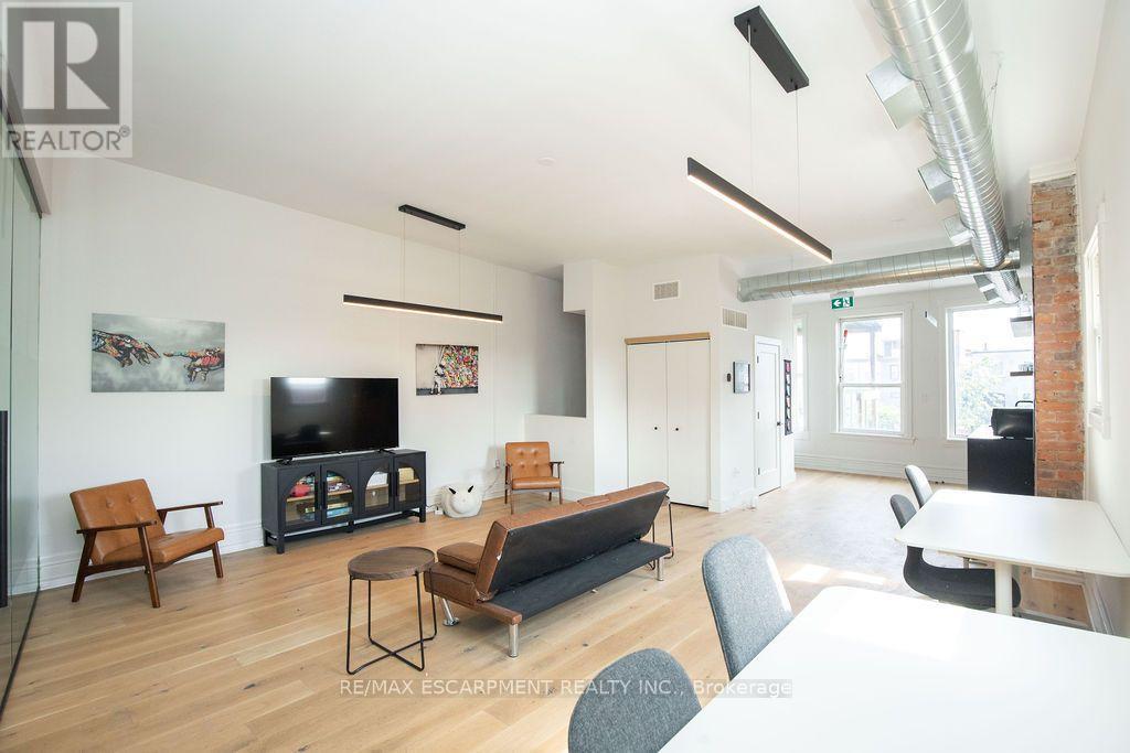 21 Rebecca Street, Hamilton, Ontario  L8R 1B3 - Photo 22 - X13592600
