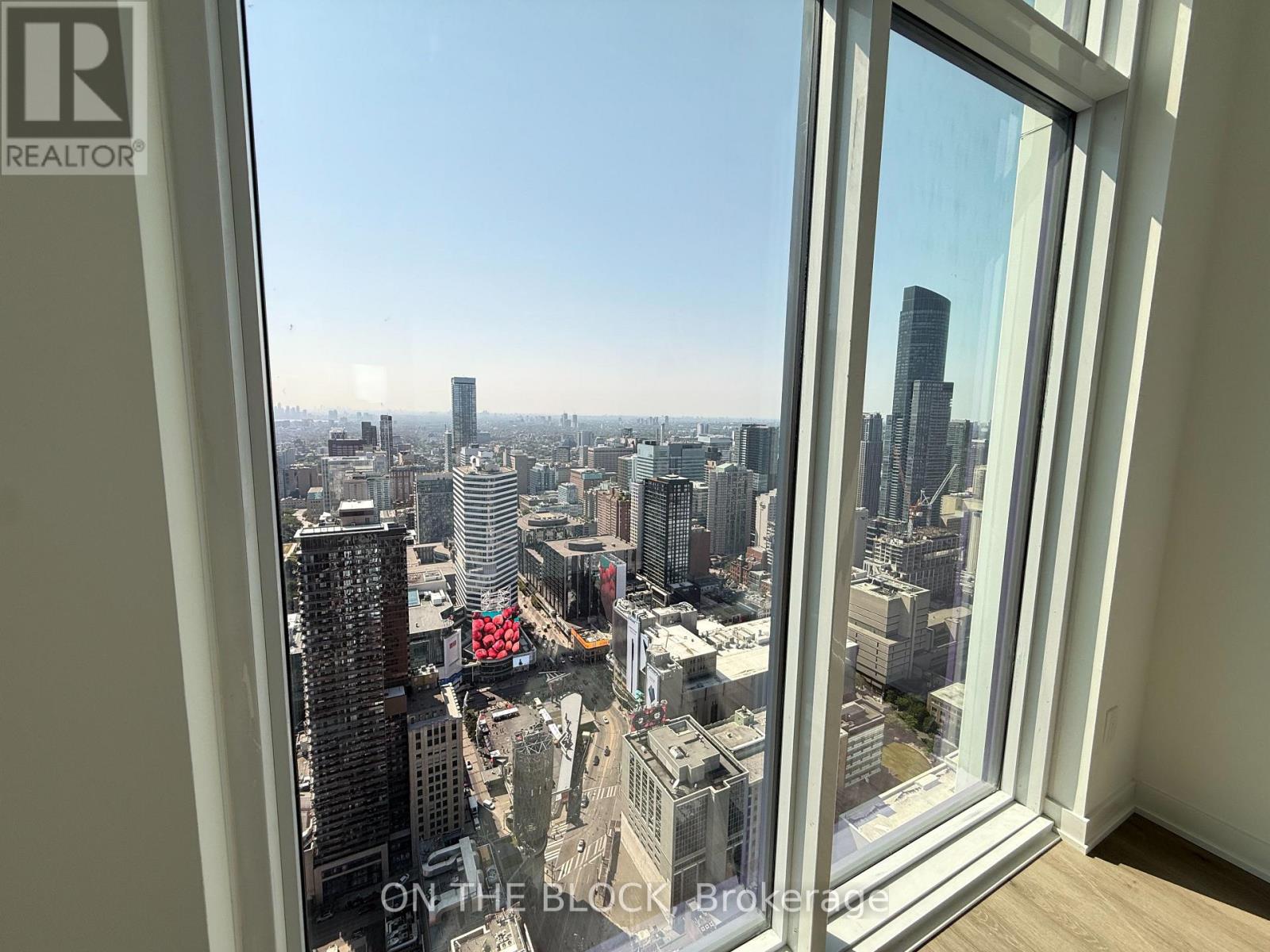 Ph17 - 252 Church Street, Toronto, Ontario  M5B 0E6 - Photo 16 - C13585684