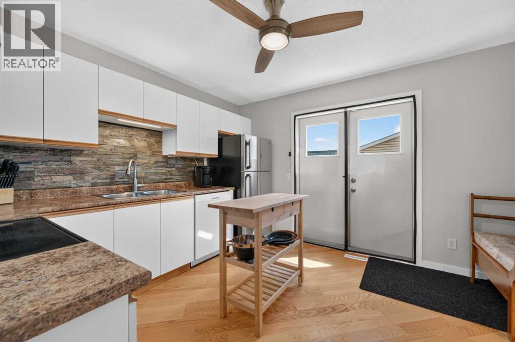 22 Rivercrest Way SE, Calgary, Alberta  T2C 4J8 - Photo 10 - A2324517