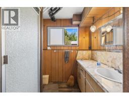744 Mcclure Road, Kelowna, British Columbia  V1W 1M3 - Photo 38 - 10395097