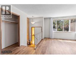 744 Mcclure Road, Kelowna, British Columbia  V1W 1M3 - Photo 3 - 10395097