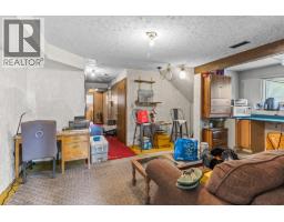 744 Mcclure Road, Kelowna, British Columbia  V1W 1M3 - Photo 32 - 10395097
