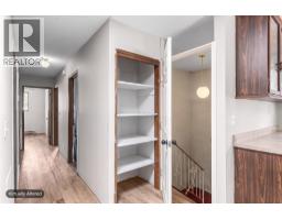 744 Mcclure Road, Kelowna, British Columbia  V1W 1M3 - Photo 6 - 10395097