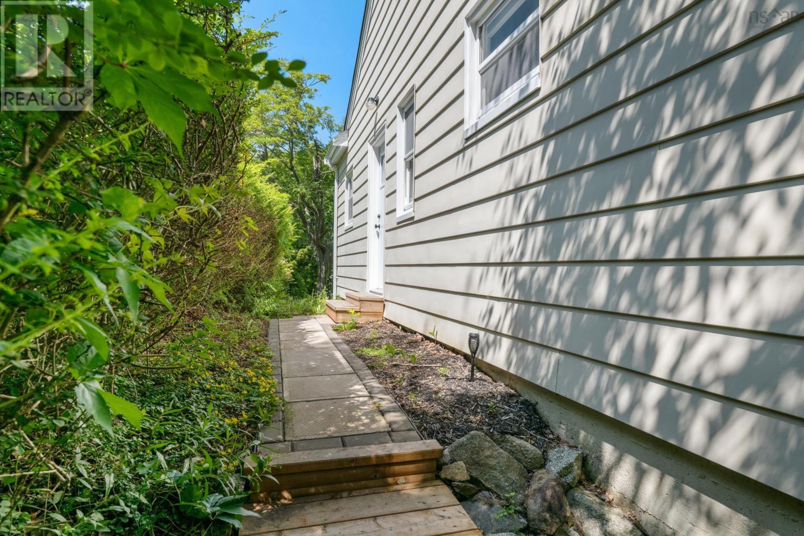 25 Edgehill Road, Halifax, Nova Scotia  B3N 1G5 - Photo 42 - 202618304