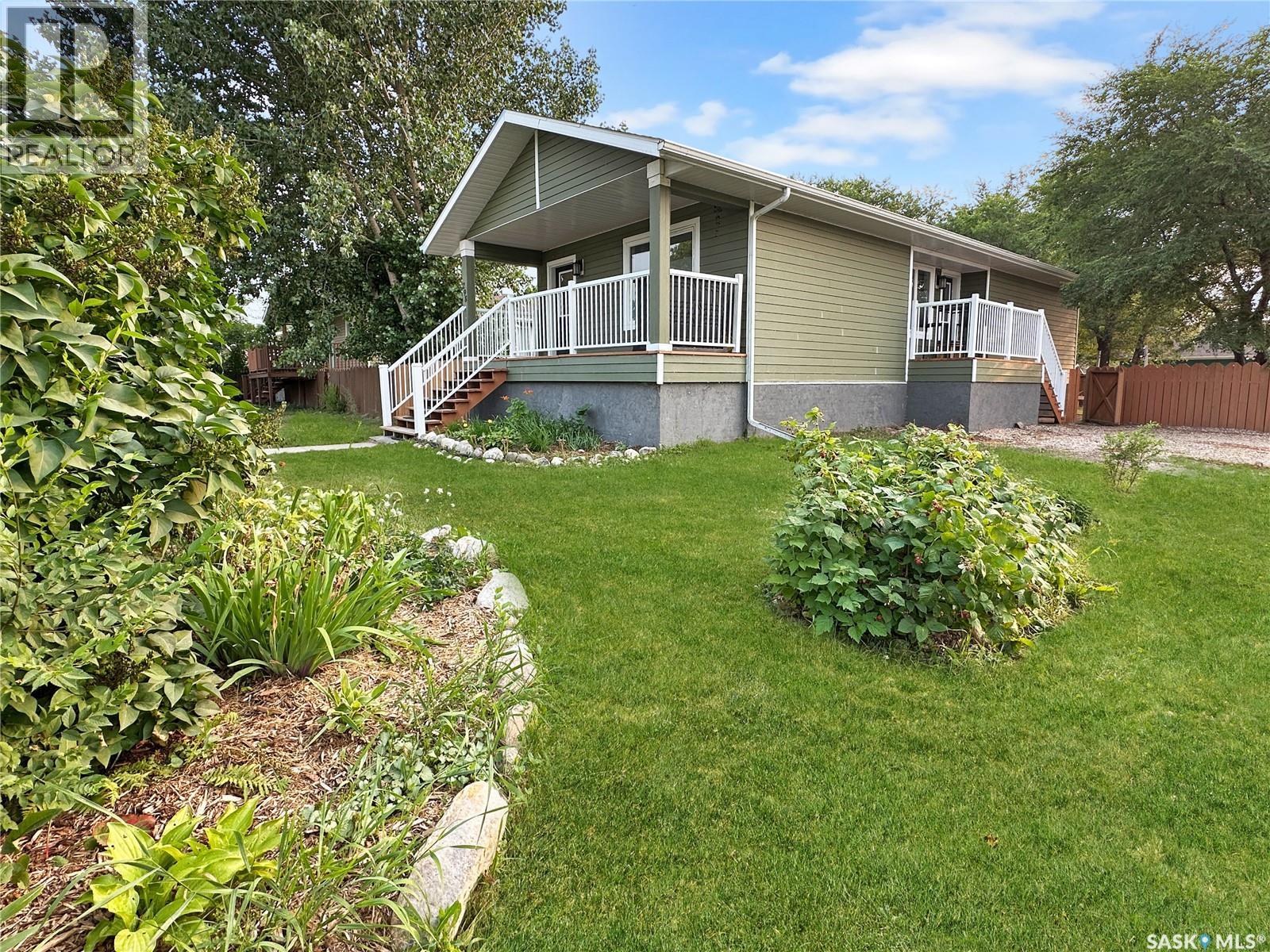 298 Craigleith Avenue N, Fort Qu'appelle, Saskatchewan  S0G 1S0 - Photo 2 - SK043317