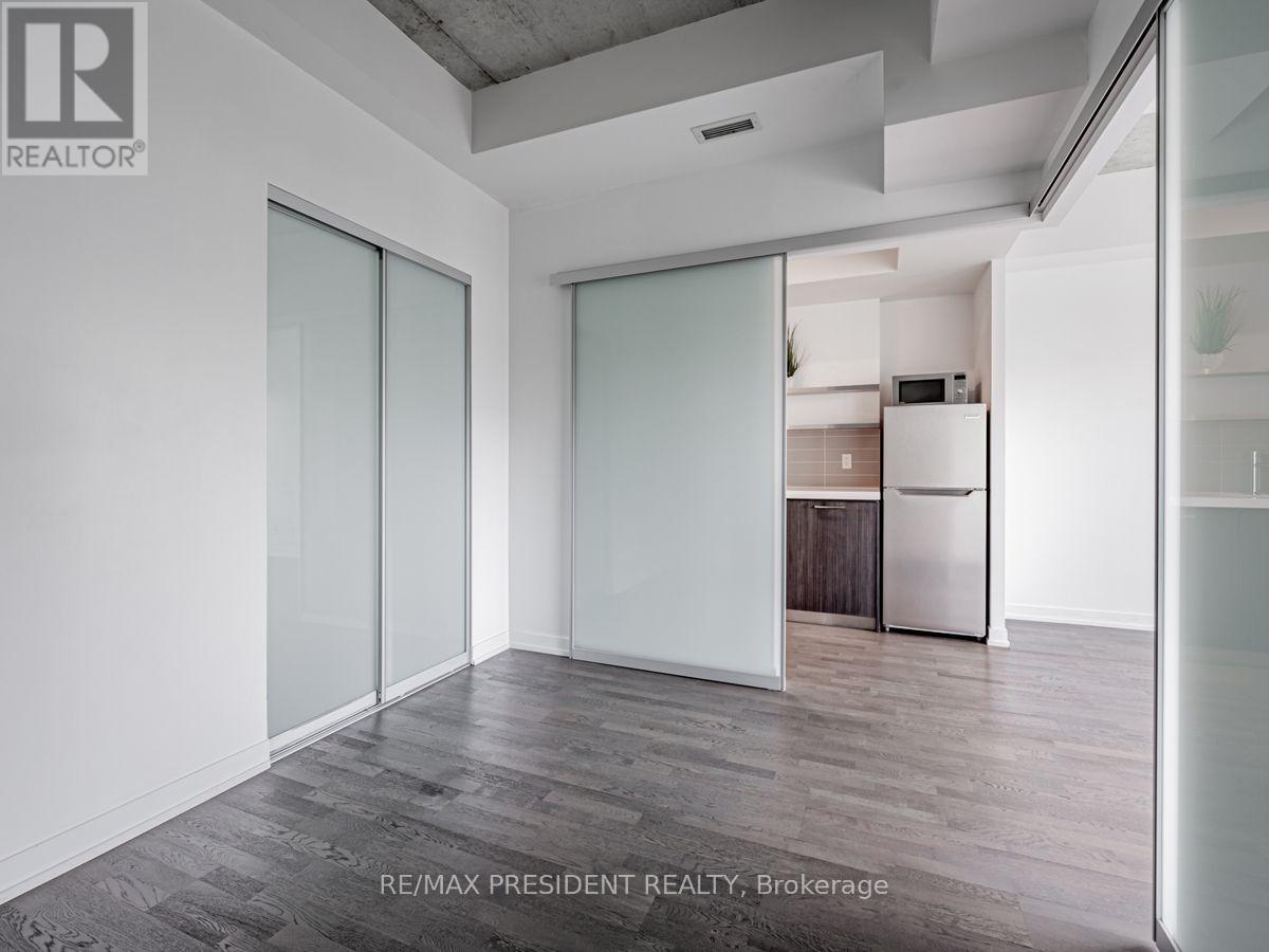 1005 - 560 King Street W, Toronto, Ontario  M5V 0L5 - Photo 2 - C13592970
